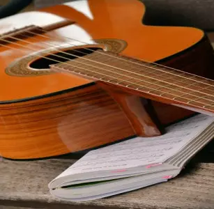 آهنگ گیتار کلاسیک